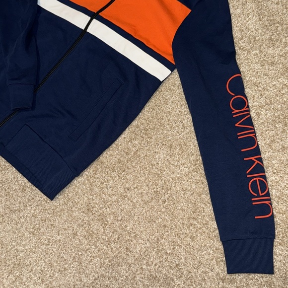 Calvin Klein Men’s Crewneck Jacket +Free gifts (USED) - Picture 3 of 5